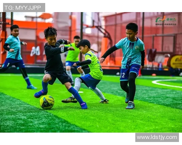 足球巨星私下生活一瞥：球场外的真实瞬间与休闲时光